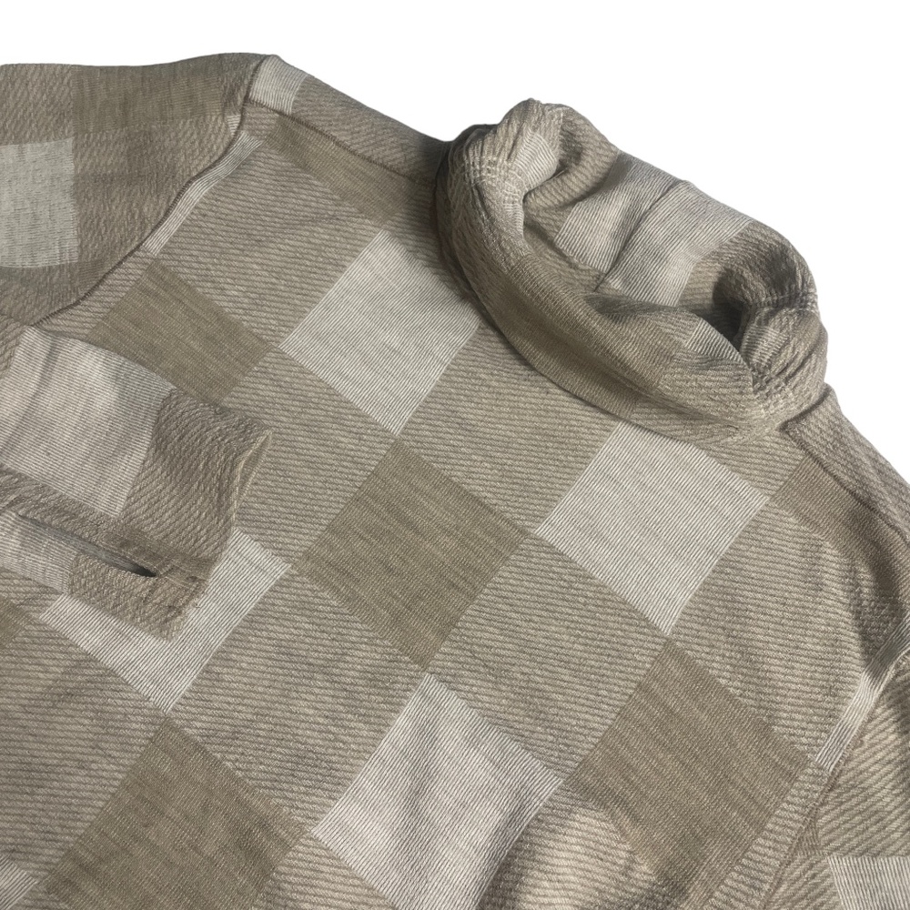 Athleta Small Beige Plaid Stretch Turtleneck Long Sleeve Thumb Holes